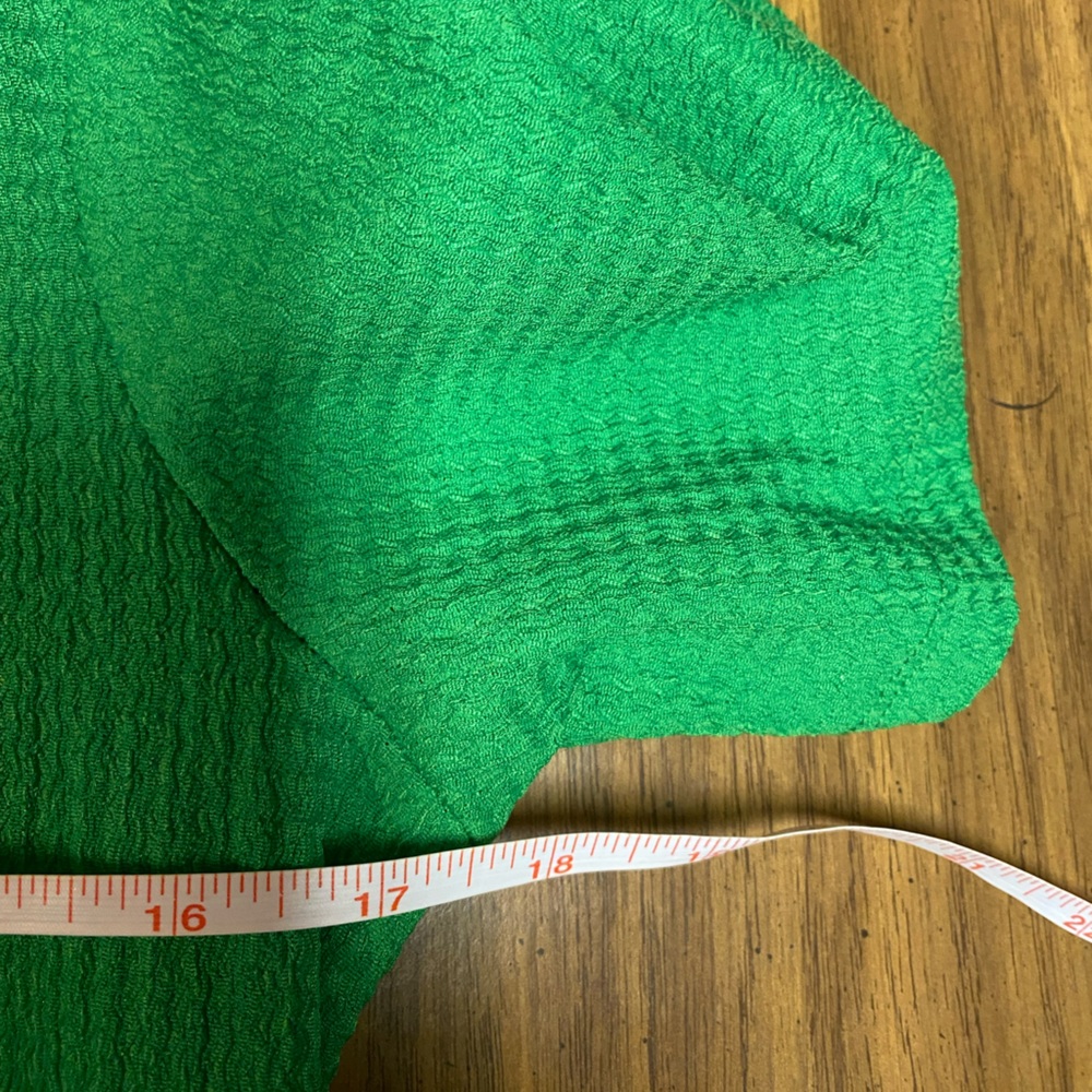 Michael Kors Vibrant Green with Gold Metal Logo Top Sz XS - Picture 5 of 7
